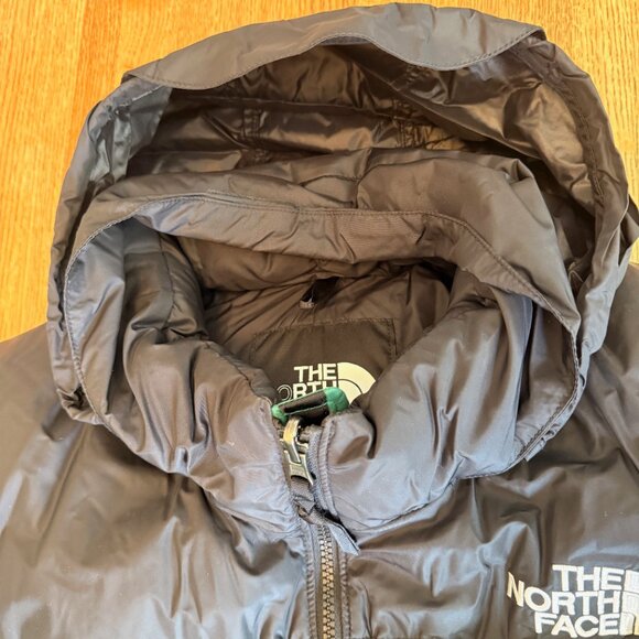 The North Face Nuptse Jacket | Women’s XXL | Black & Green | Vintage 700 Fill - Picture 6 of 6